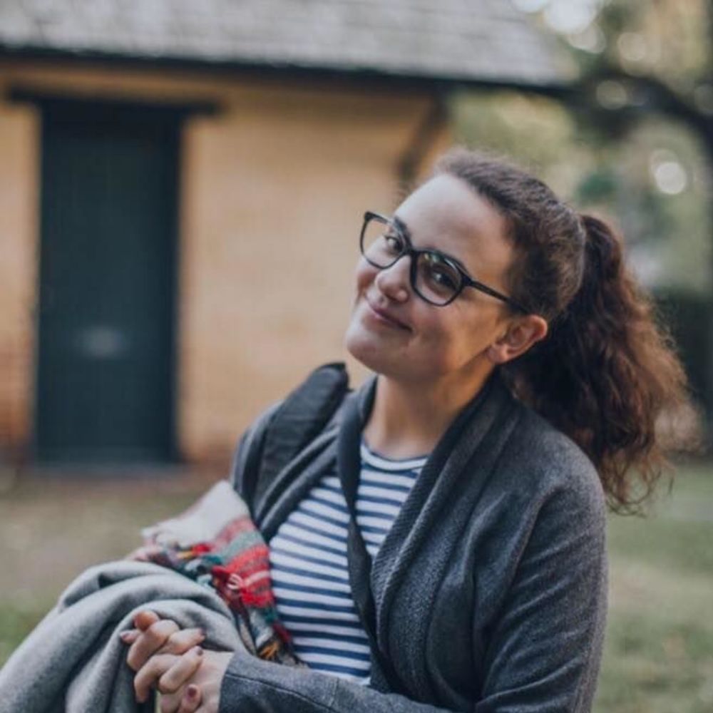 Meet your Posher, Madalyn